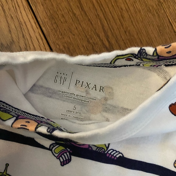 Toy Story size 5. Boys pj top - Picture 3 of 4